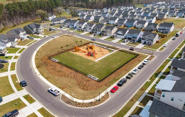 122 Woodland Oak Way, Summerville, SC 29485