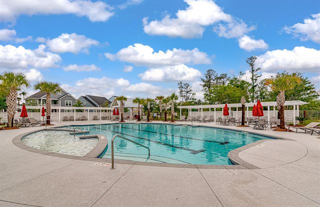 122 Woodland Oak Way, Summerville, SC 29485
