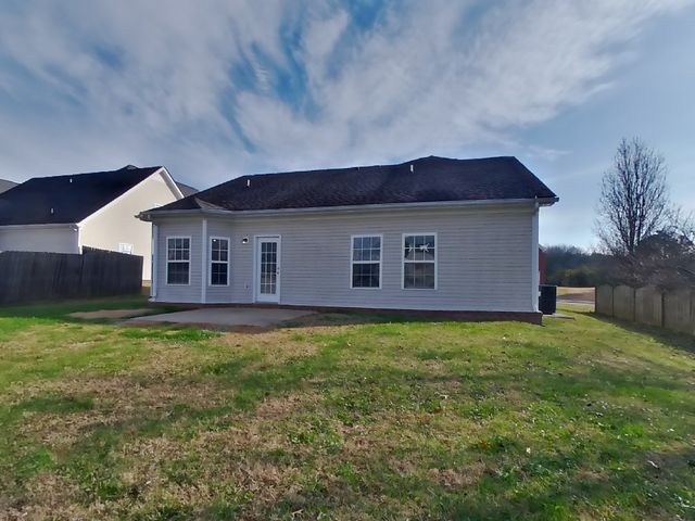 2023 Fiona Way, Spring Hill, TN 37174