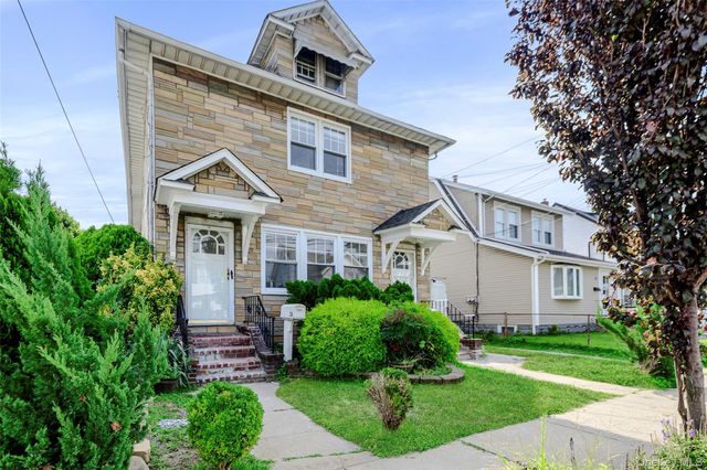 18 Watkins Street Unit 2, Lynbrook, NY 11563