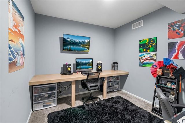 7703 Green Street, Lenexa, KS 66227