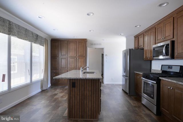 6 EDGEWATER DR, Magnolia, DE 19962