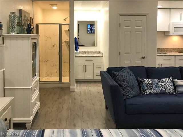 2635 El Camino Road, Las Vegas, NV 89146