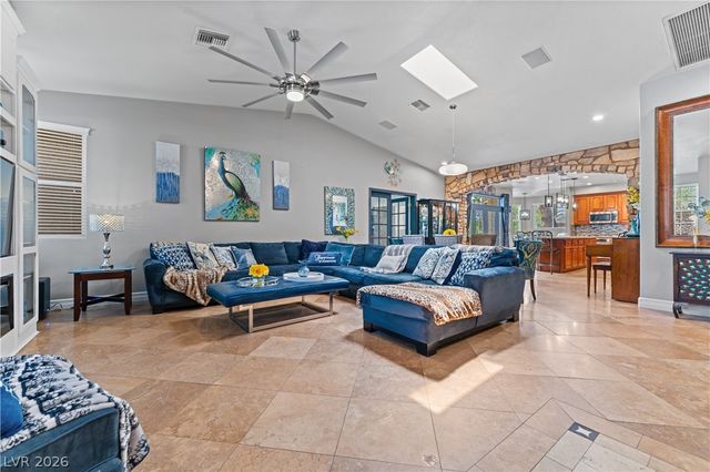 2635 El Camino Road, Las Vegas, NV 89146