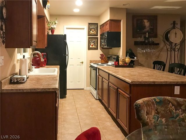 2635 El Camino Road, Las Vegas, NV 89146