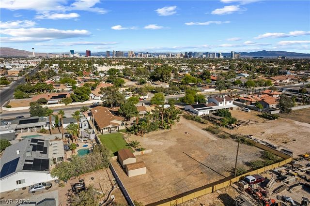 2635 El Camino Road, Las Vegas, NV 89146