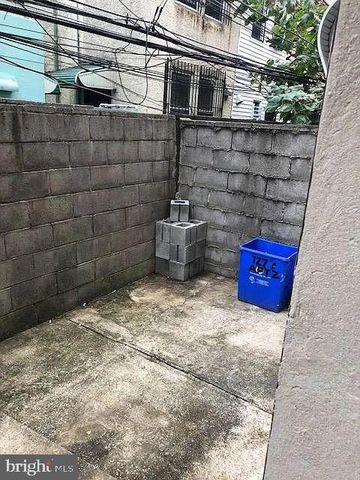 1614 S BROAD ST, Philadelphia, PA 19145