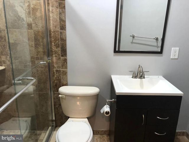 1614 S BROAD ST, Philadelphia, PA 19145