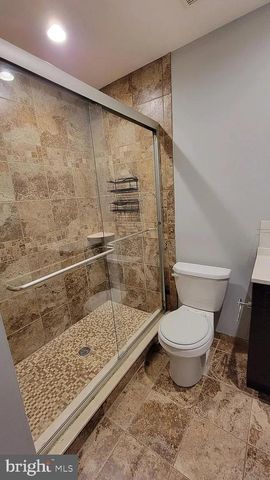 1614 S BROAD ST, Philadelphia, PA 19145