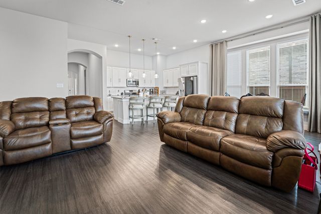 1553 Sugarberry Drive, Forney, TX 75126