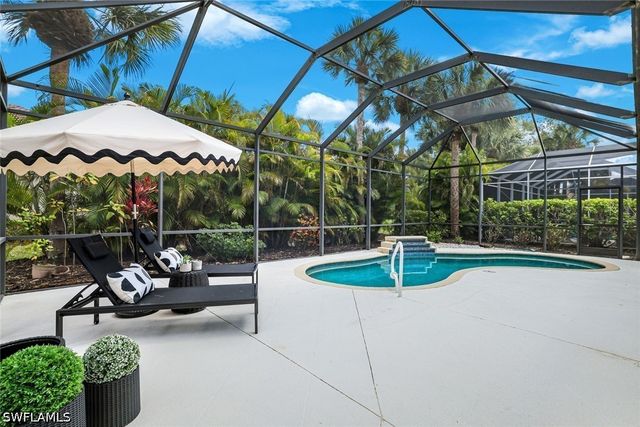 6132 Highwood Park LN, Naples, FL 34110