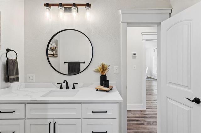 17637 Englin Road, Winnie, TX 77665