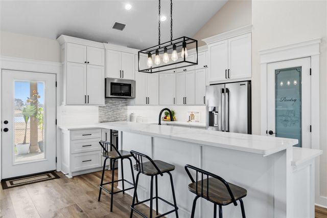 17637 Englin Road, Winnie, TX 77665