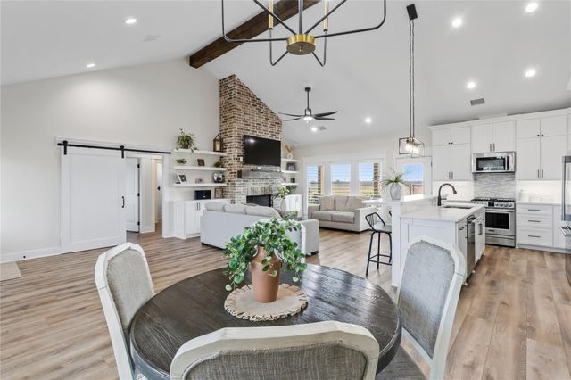 17637 Englin Road, Winnie, TX 77665