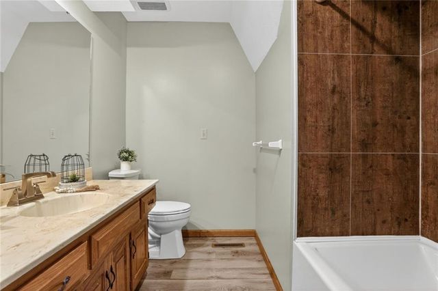 12914 W 69th Street, Shawnee, KS 66216
