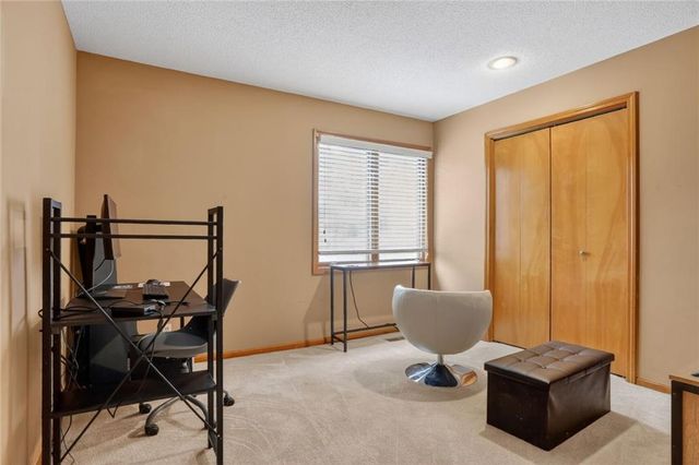 12914 W 69th Street, Shawnee, KS 66216