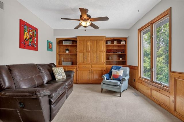 12914 W 69th Street, Shawnee, KS 66216