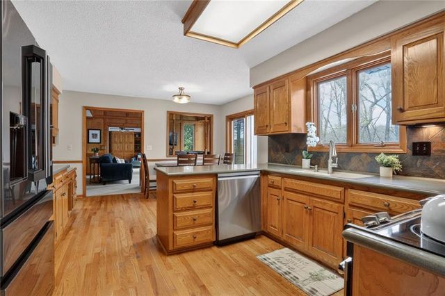 12914 W 69th Street, Shawnee, KS 66216