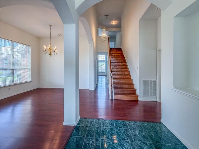 4500 Shadowridge Drive, The Colony, TX 75056