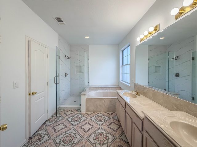 4500 Shadowridge Drive, The Colony, TX 75056