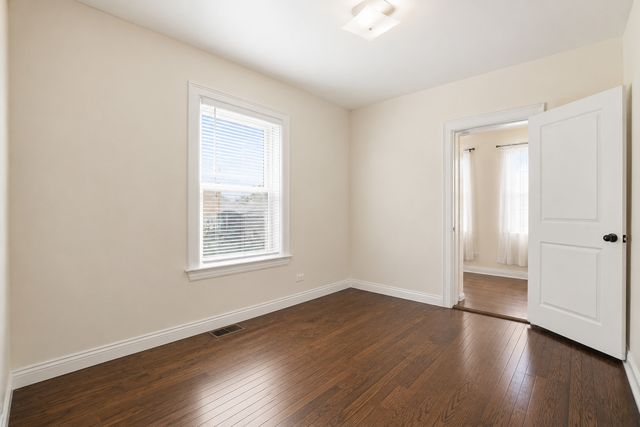 6225 S Seeley Avenue, Chicago, IL 60636