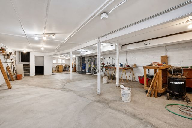 6225 S Seeley Avenue, Chicago, IL 60636