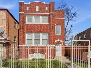 6225 S Seeley Avenue, Chicago, IL 60636
