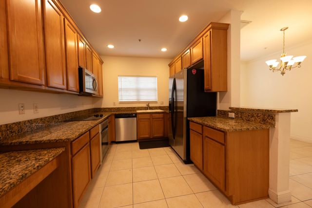 530 S Federal Highway 8, Lake Worth Beach, FL 33460