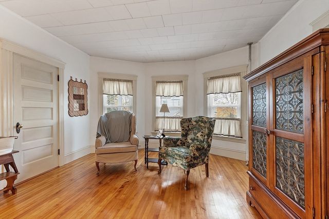 10-12 Otis St, Fitchburg, MA 01420