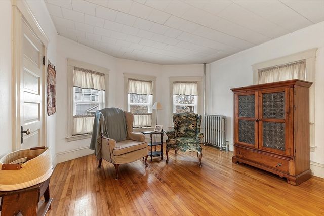 10-12 Otis St, Fitchburg, MA 01420