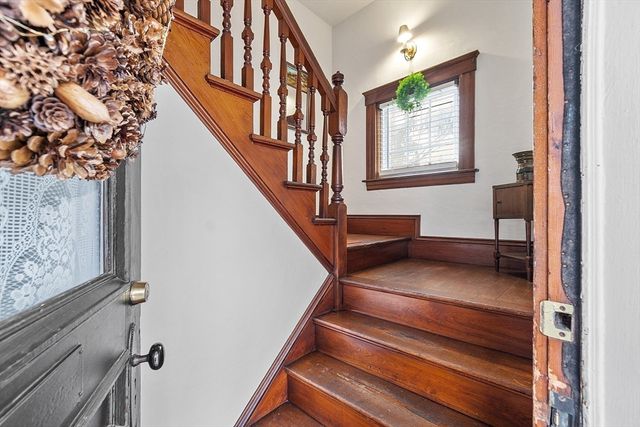 10-12 Otis St, Fitchburg, MA 01420