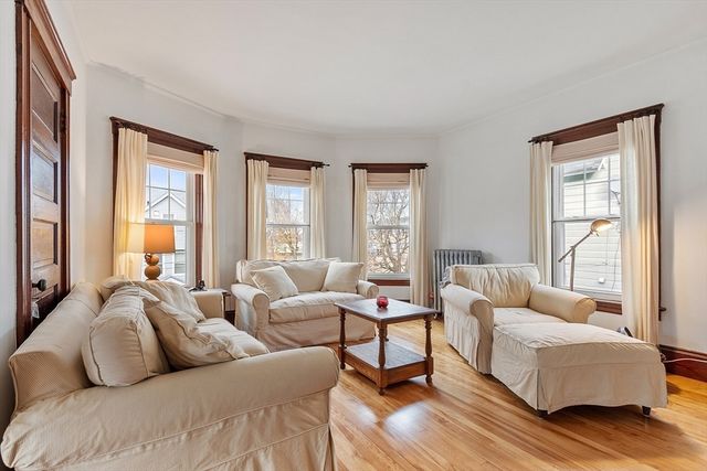 10-12 Otis St, Fitchburg, MA 01420