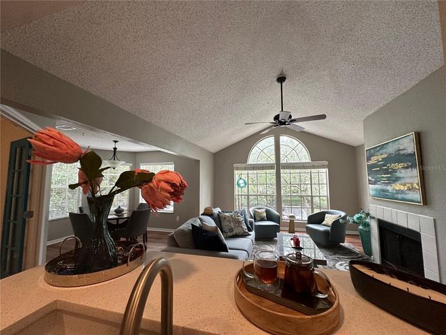 995 NORTHERN DANCER WAY 201, Casselberry, FL 32707