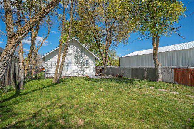 416 E Everett Ave, Spokane, WA 99207