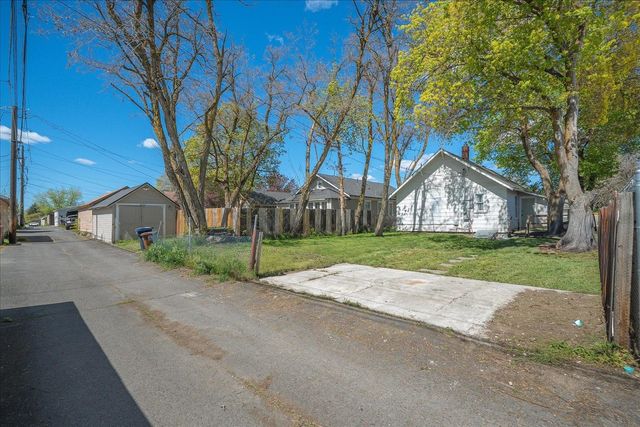 416 E Everett Ave, Spokane, WA 99207