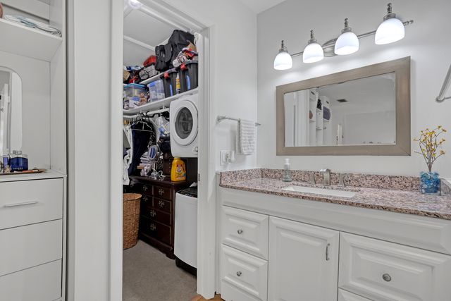 245 Main Boulevard B, Boynton Beach, FL 33435