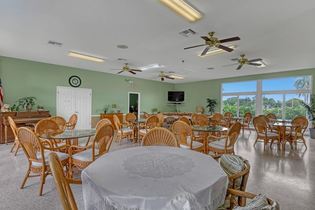 245 Main Boulevard B, Boynton Beach, FL 33435