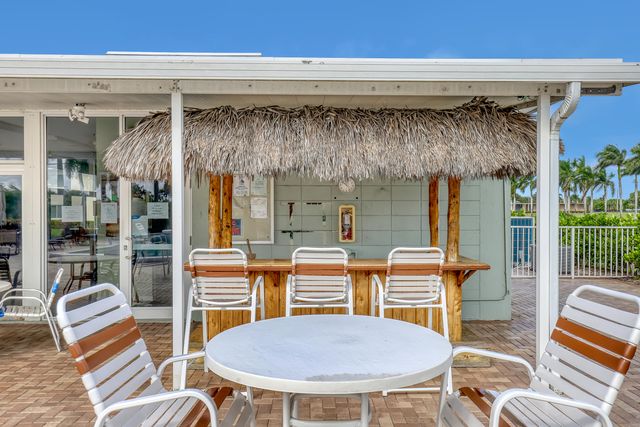 245 Main Boulevard B, Boynton Beach, FL 33435