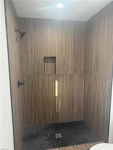 120 E Kelly AVE, Hampton, VA 23663