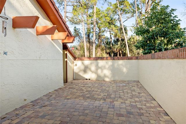 15 VILLAGE CIRCLE 15, Palm Coast, FL 32164