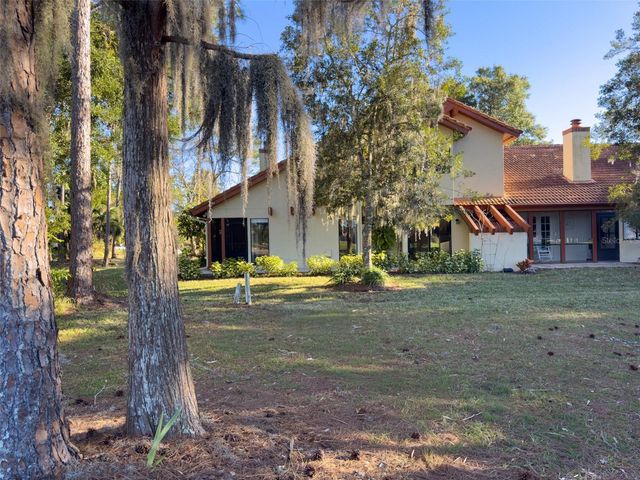 15 VILLAGE CIRCLE 15, Palm Coast, FL 32164