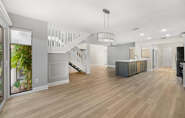 15 VILLAGE CIRCLE 15, Palm Coast, FL 32164