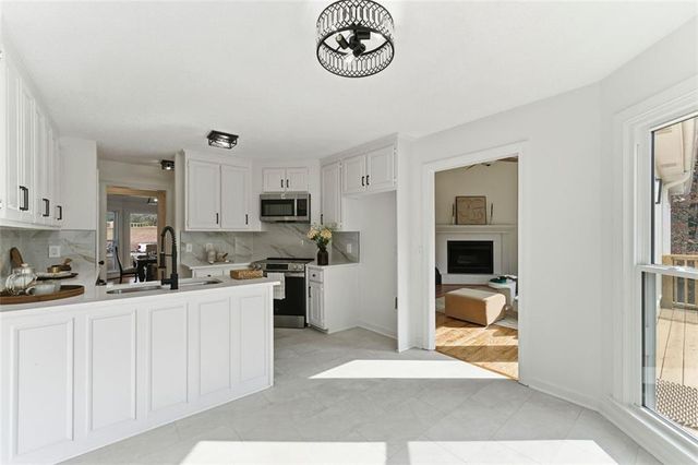 1200 TOM HULSEY Drive, Canton, GA 30115