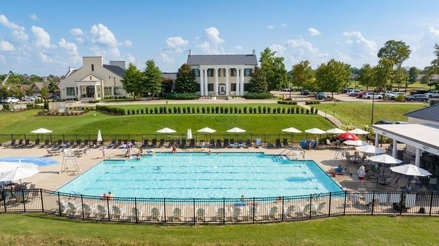 1646 Boardwalk Pl, Gallatin, TN 37066