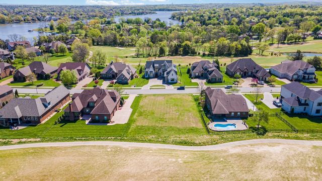 1646 Boardwalk Pl, Gallatin, TN 37066