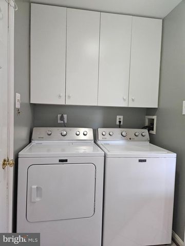 5877 MALLOW TRL, Lorton, VA 22079