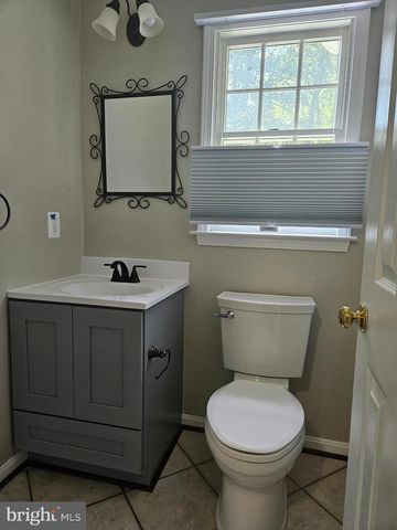 5877 MALLOW TRL, Lorton, VA 22079