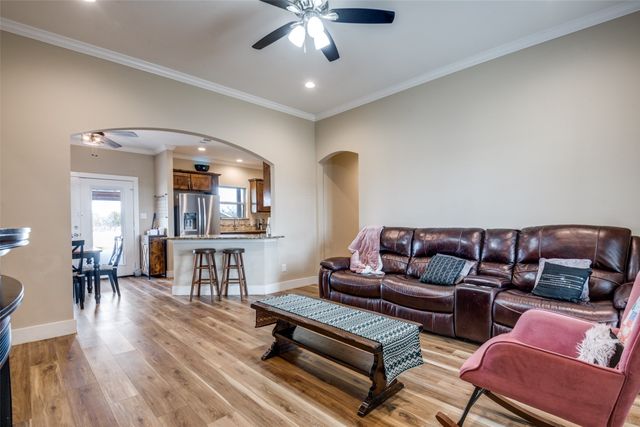 2234 Westpoint Circle, Terrell, TX 75161