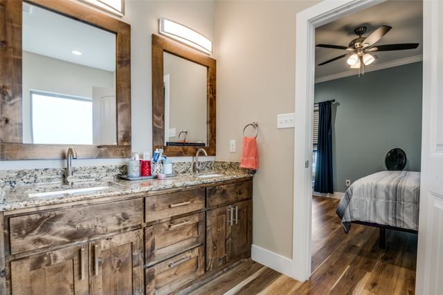 2234 Westpoint Circle, Terrell, TX 75161