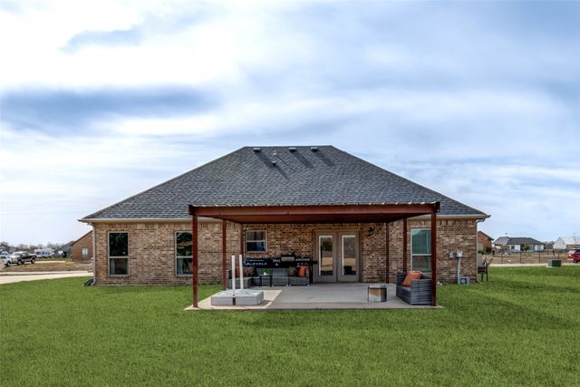 2234 Westpoint Circle, Terrell, TX 75161